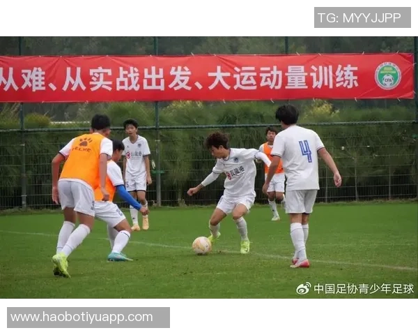 冬训跨界创新助力足球科学训练全面提升球员综合素质