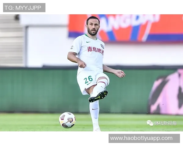 泽卡投诉手球遭裁判驳回VAR回放确认浙江未犯规引争议